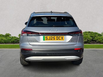Used Audi Q4 e-tron 2025 for sale - 76157259: Photo 4
