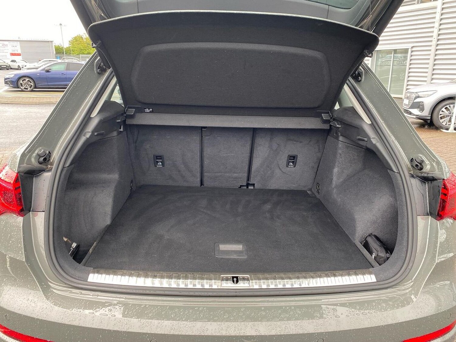 Used Audi Q3 2023 for sale - 76144191: Photo 17