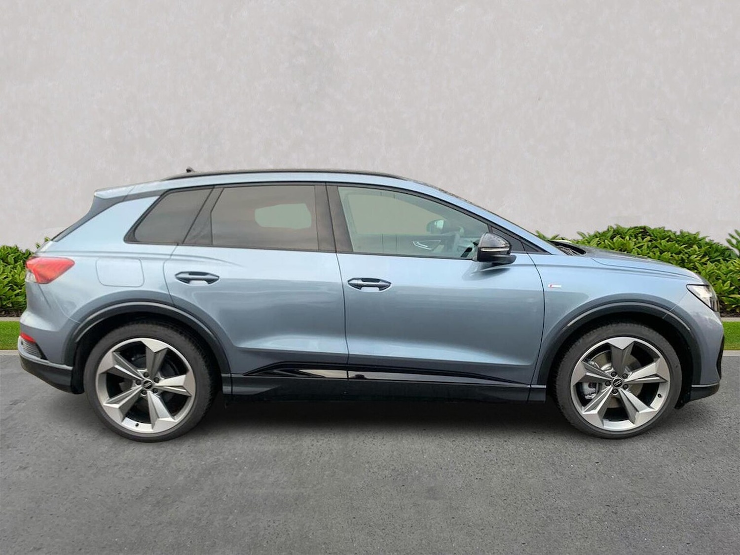 Used Audi Q4 e-tron 2025 for sale - 77591679: Photo 3