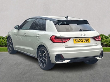 Used Audi A1 2023 for sale - 77077309: Photo