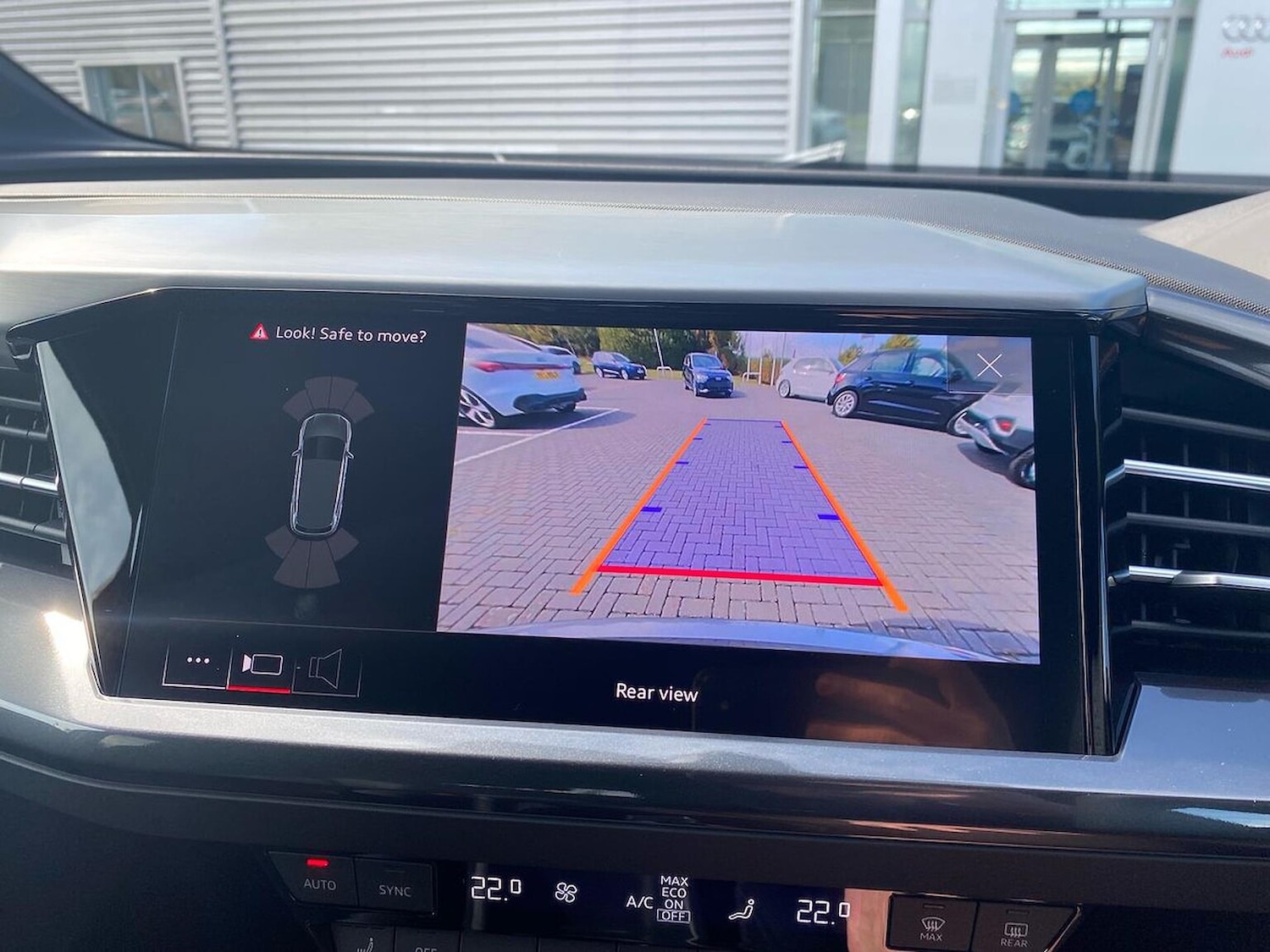 Used Audi Q4 e-tron 2025 for sale - 76450521: Photo 24