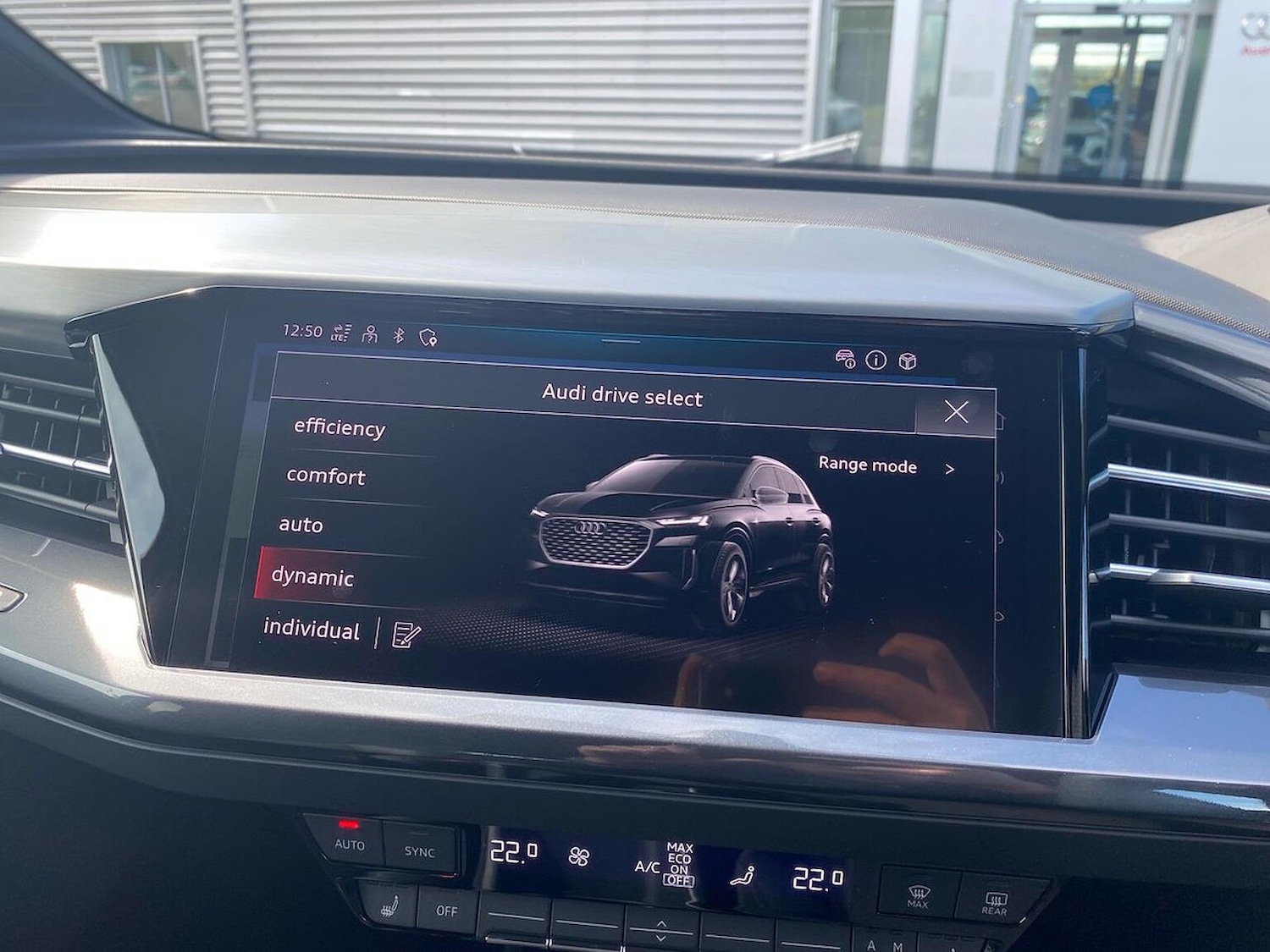 Used Audi Q4 e-tron 2025 for sale - 76450521: Photo 25