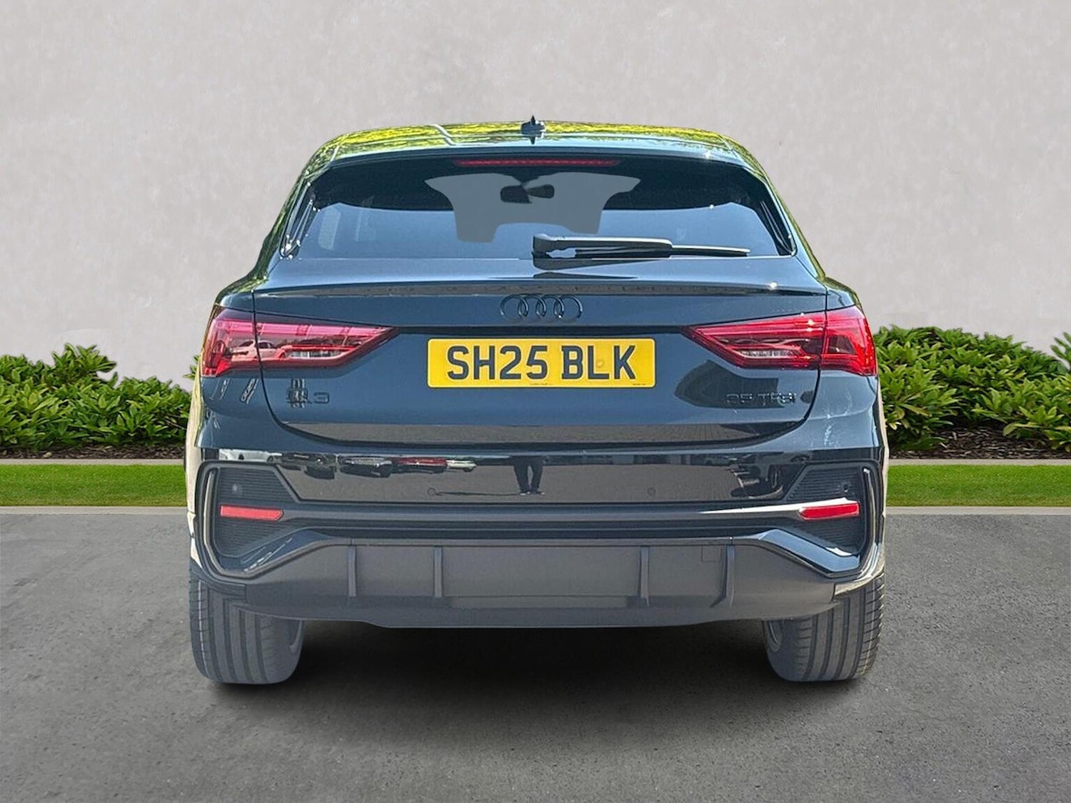 Used Audi Q3 2025 for sale - 76741077: Photo 4