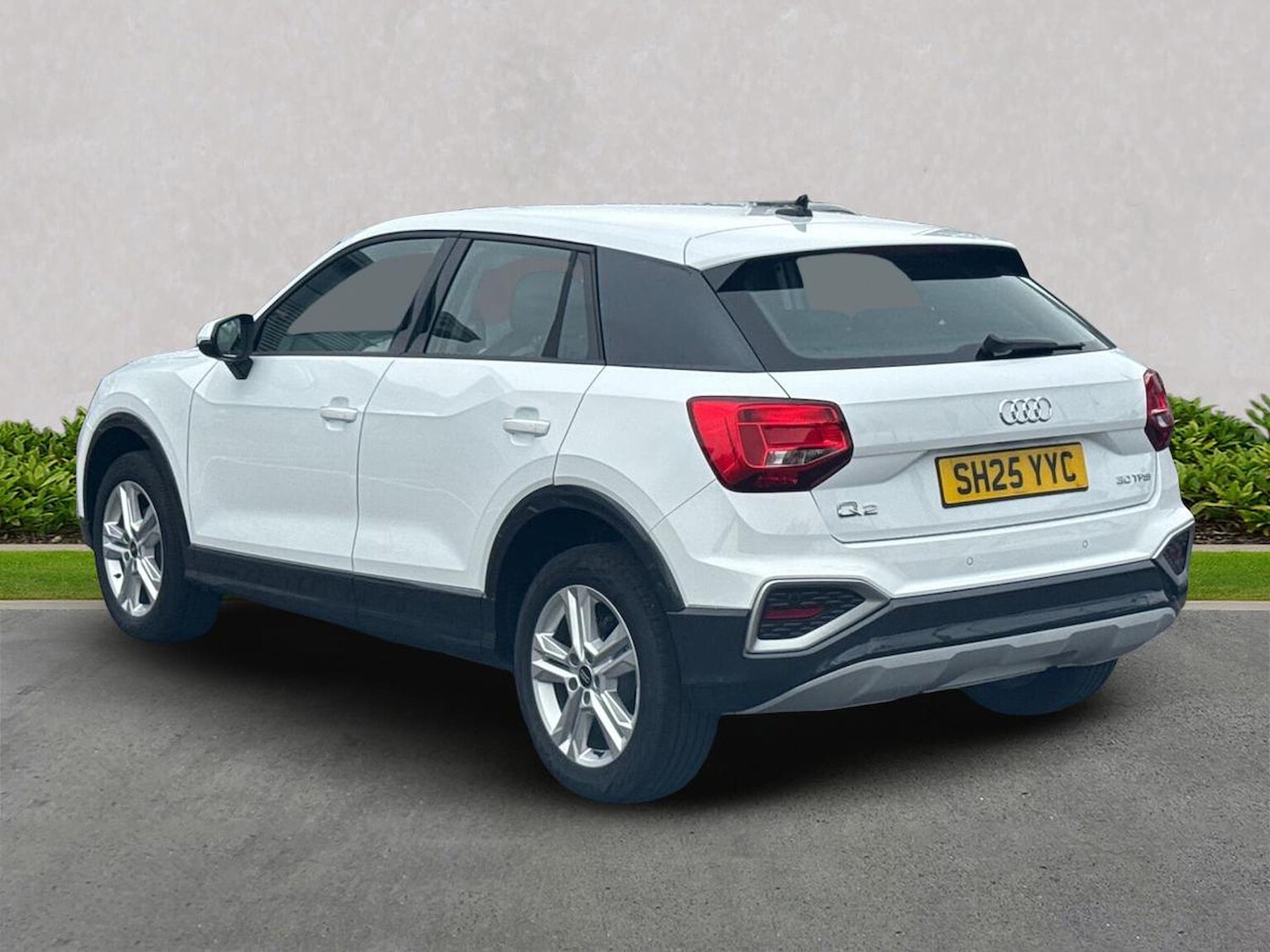 Used Audi Q2 2025 for sale - 76035803: Photo 2