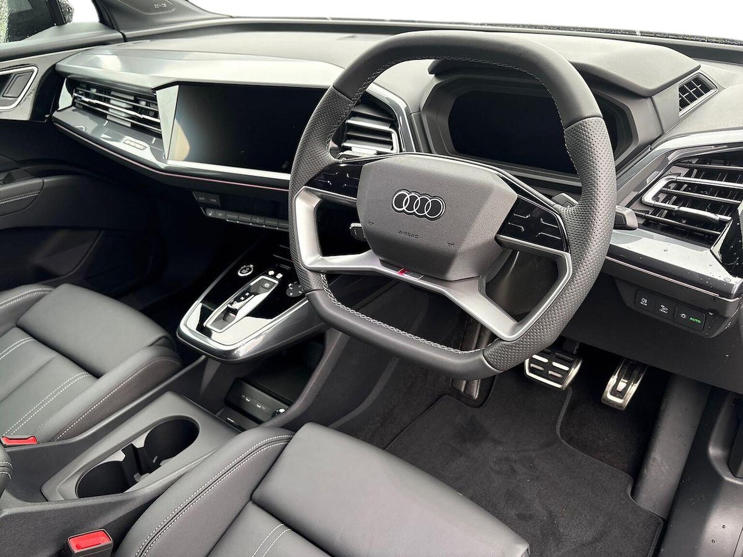 Used Audi Q4 e-tron 2025 for sale - 76719376: Photo 15