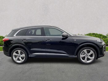 Used Audi Q5 2025 for sale - 77488961: Photo