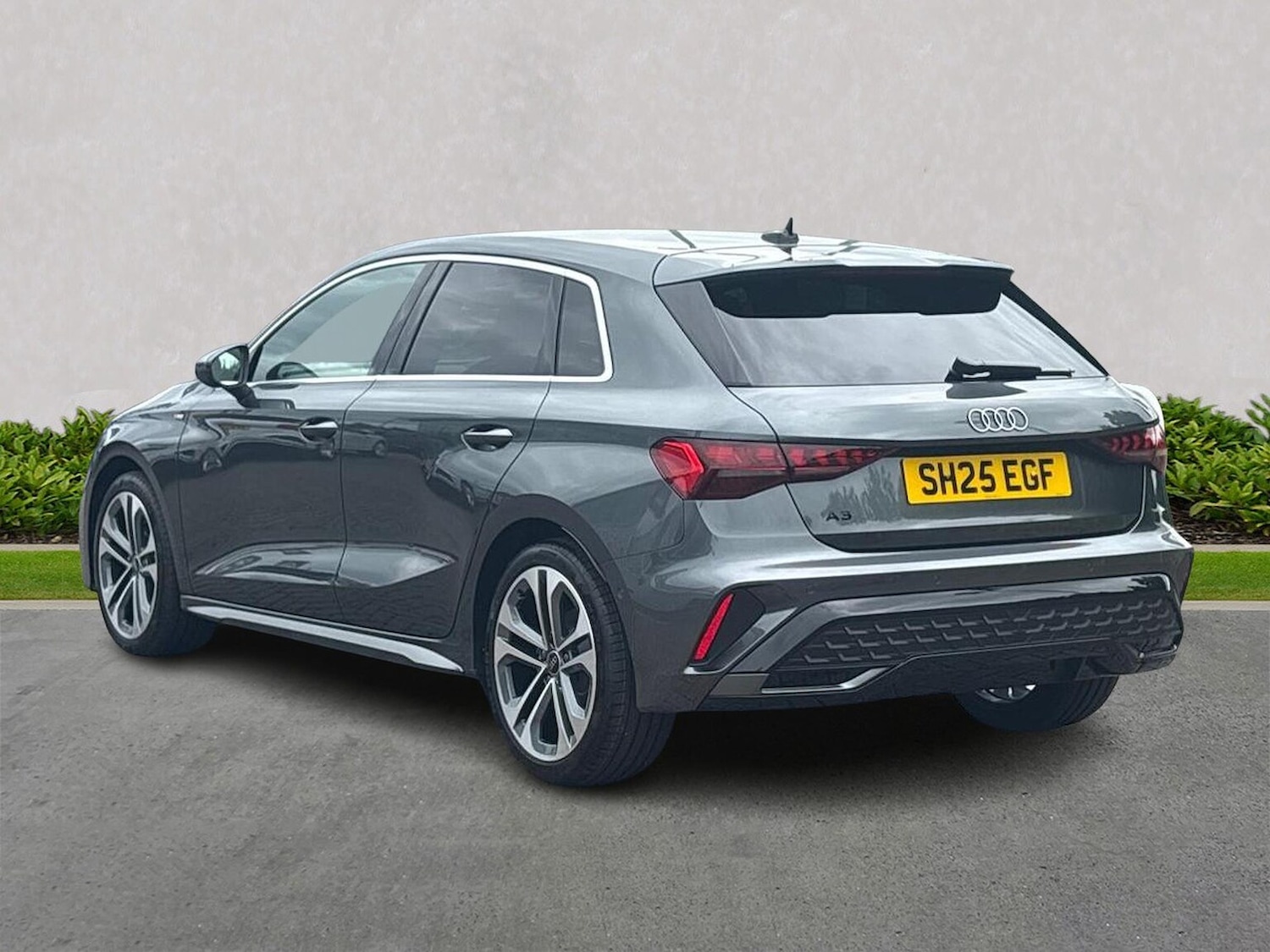 Used Audi A3 2025 for sale - 76413931: Photo 2