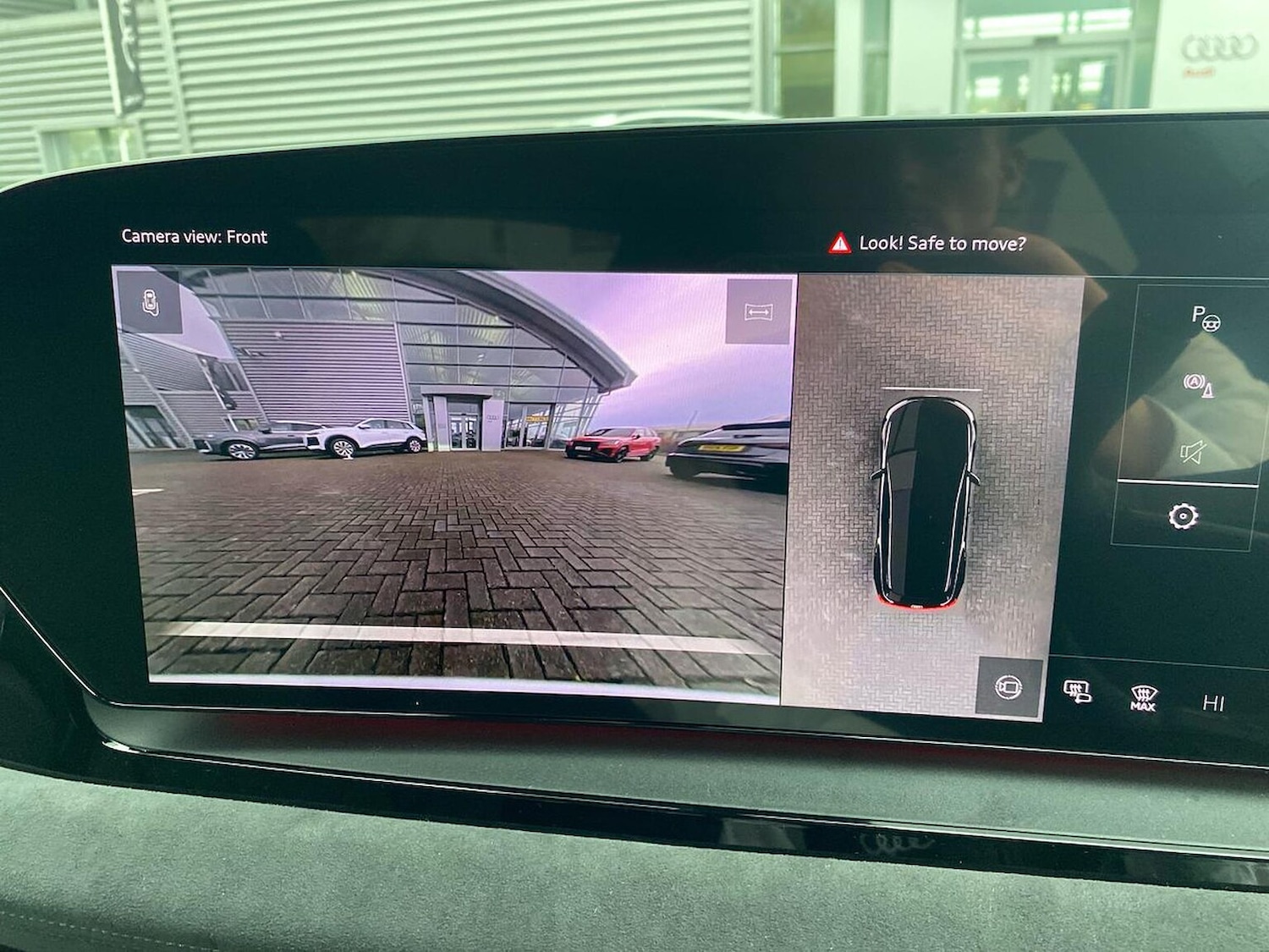 Used Audi Q6 e-tron 2025 for sale - 77077314: Photo 23