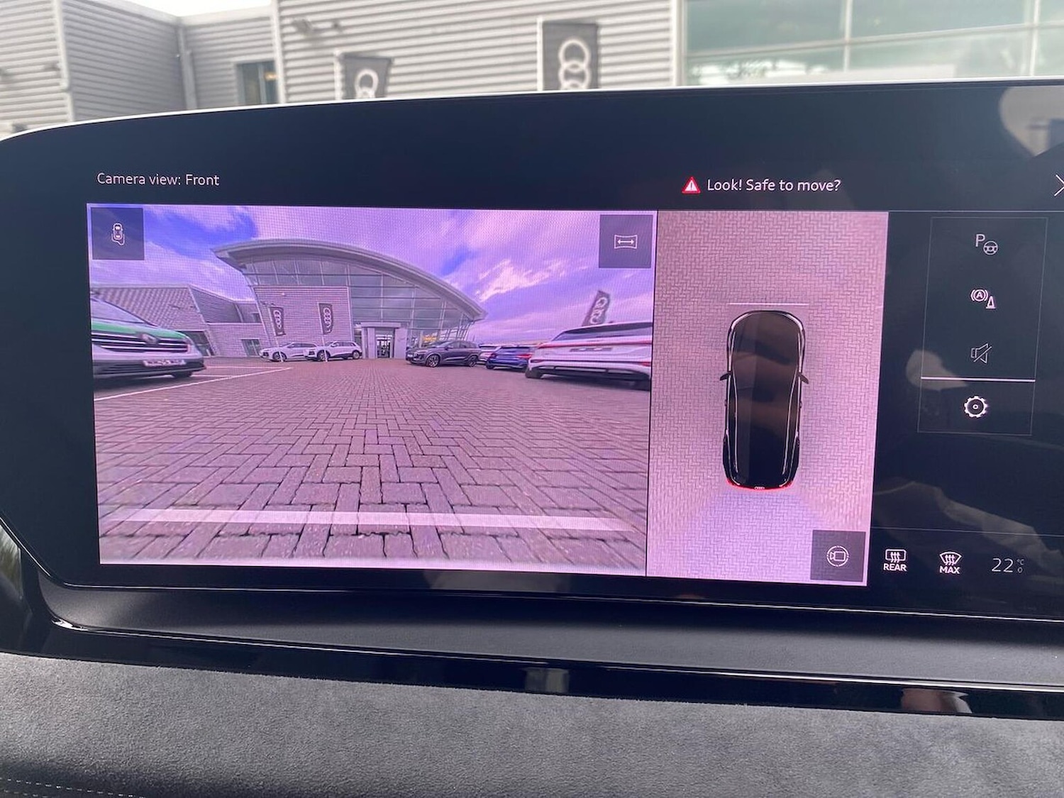 Used Audi Q6 e-tron 2025 for sale - 76525821: Photo 23