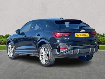 Used Audi Q3 2023 for sale - 78698689: Photo