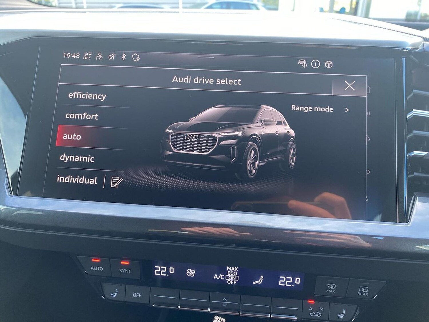 Used Audi Q4 e-tron 2025 for sale - 76477291: Photo 25