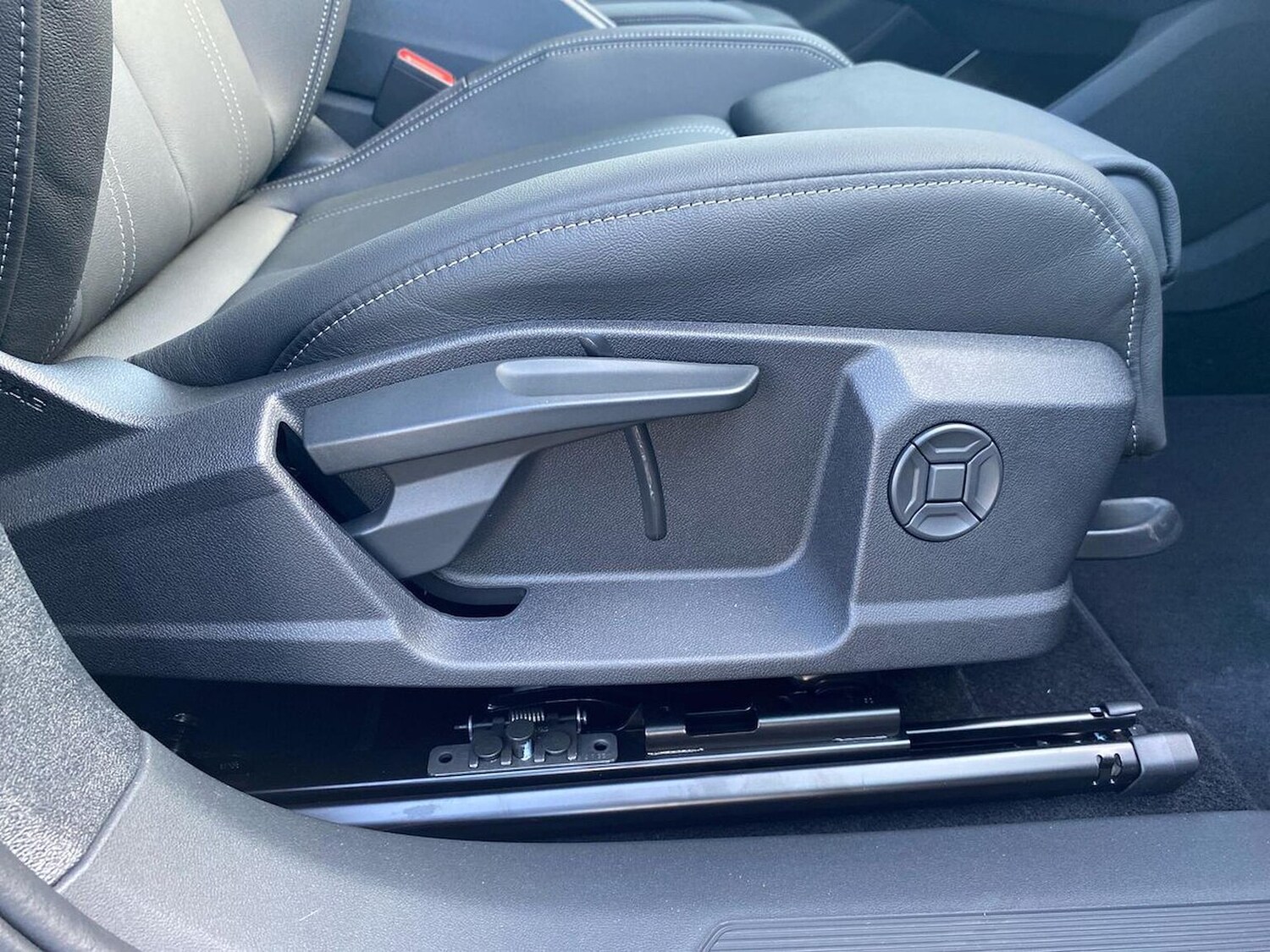 Used Audi Q4 e-tron 2025 for sale - 76477291: Photo 30