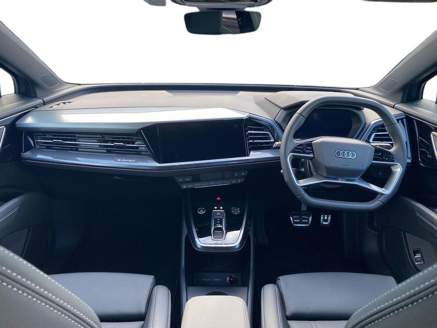 Used Audi Q4 e-tron 2025 for sale - 76477291: Photo 8