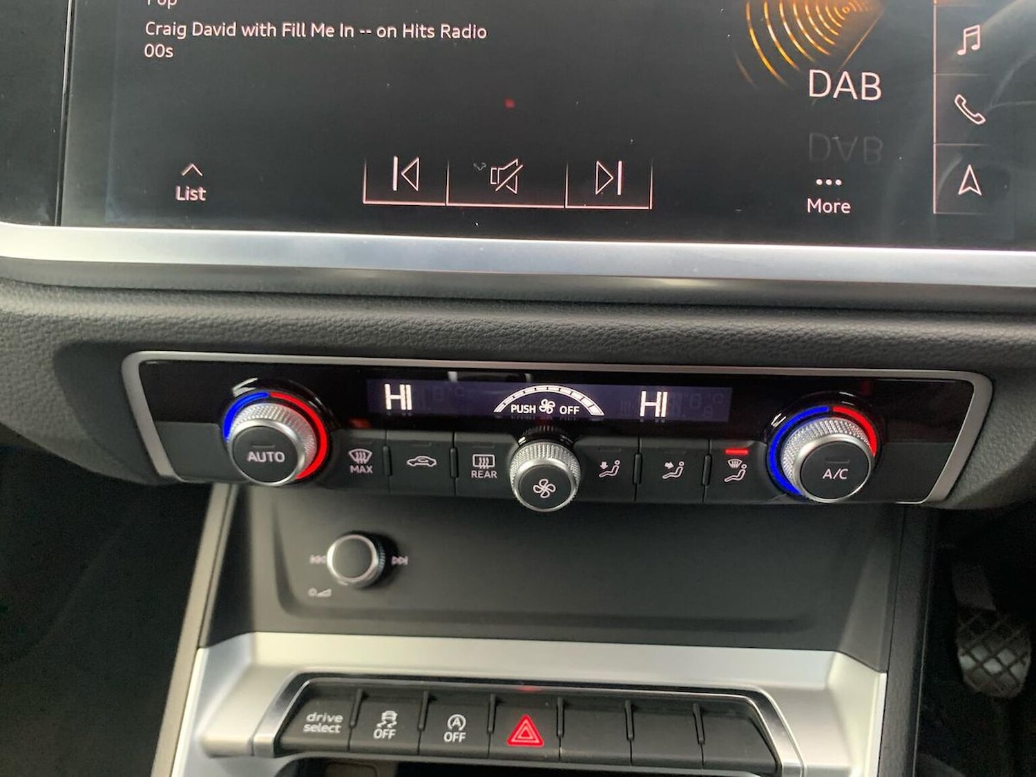 Used Audi Q3 2019 for sale - 76893253: Photo 12