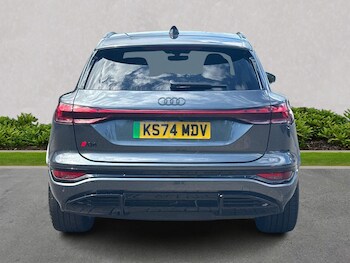 Used Audi Q6 e-tron 2024 for sale - 75476007: Photo