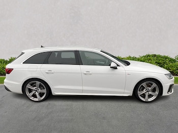 Used Audi A4 2023 for sale - 76144180: Photo