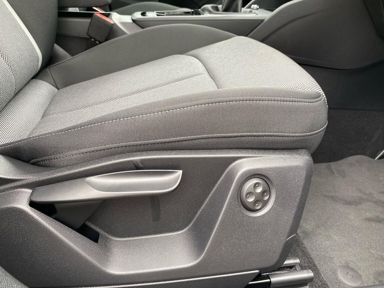 Used Audi Q2 2025 for sale - 77056637: Photo 30