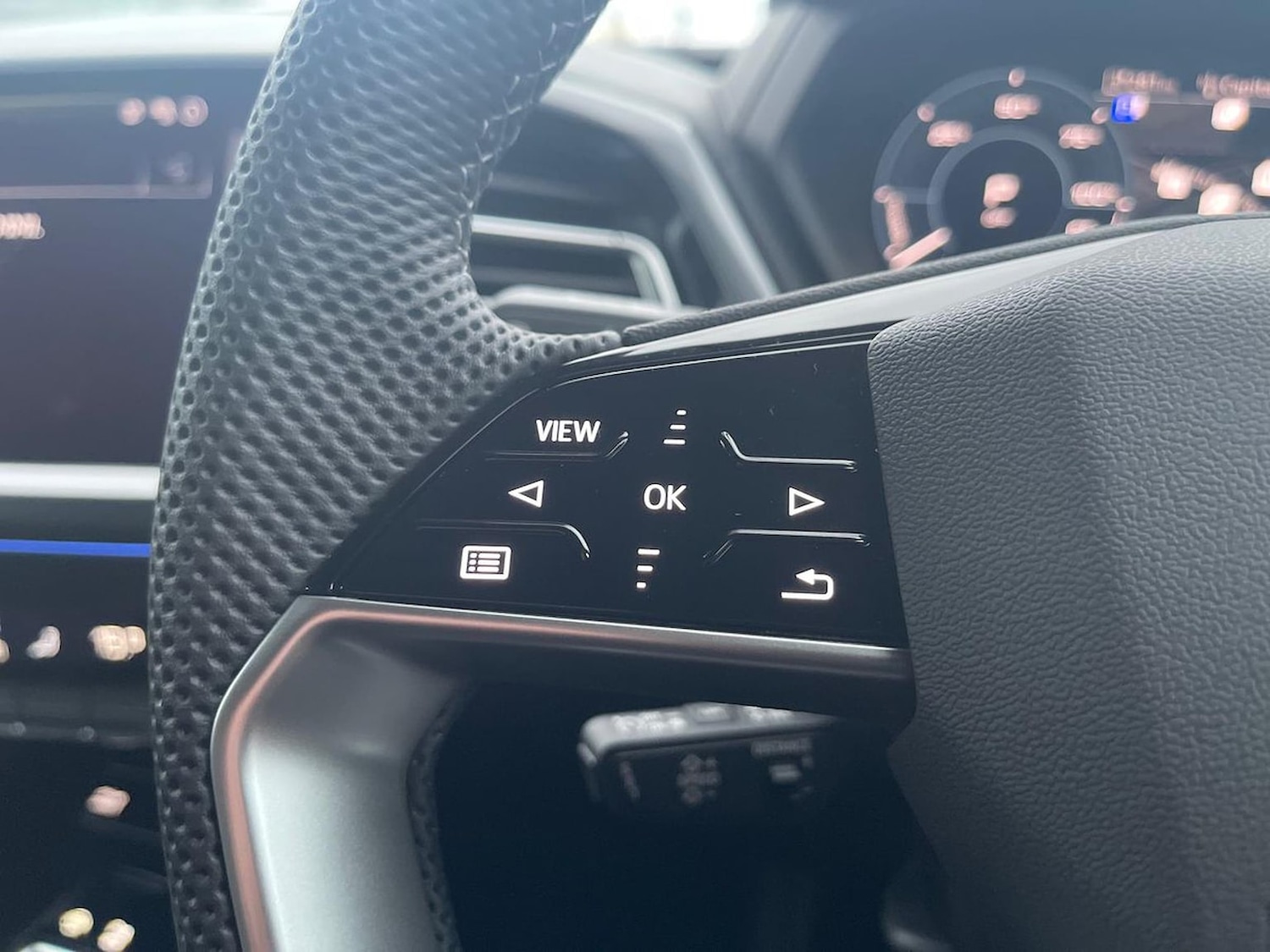 Used Audi Q4 e-tron 2025 for sale - 78192874: Photo 29