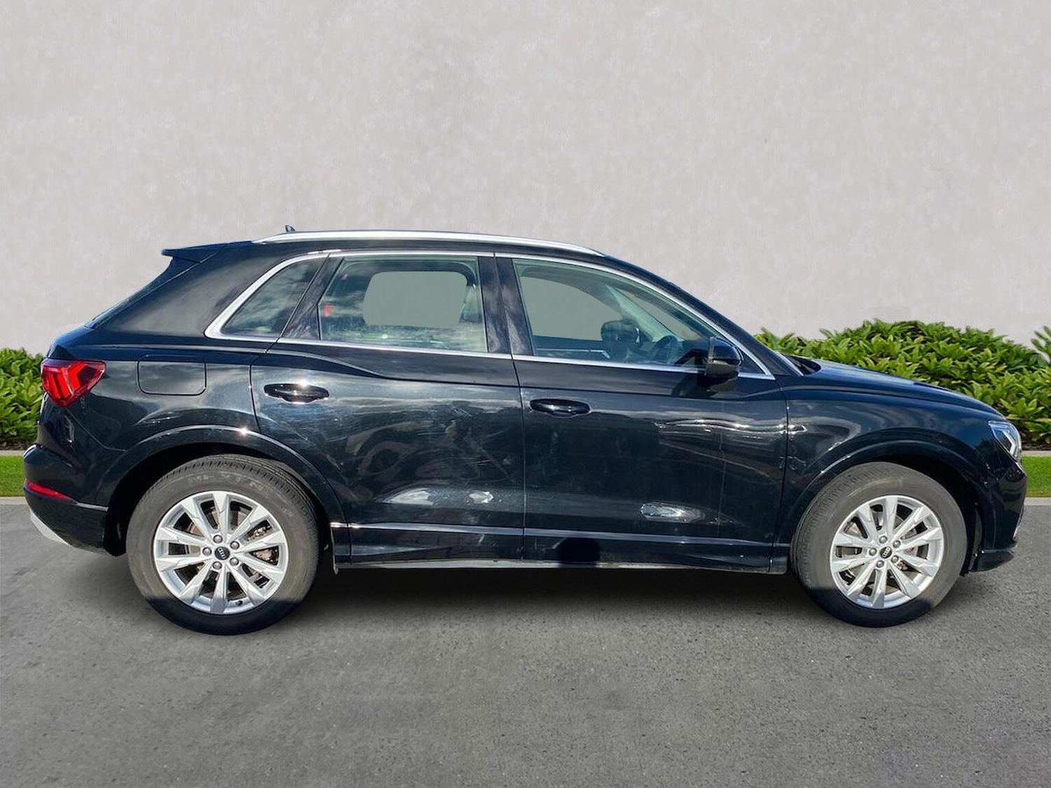 Used Audi Q3 2021 for sale - 76374344: Photo 3