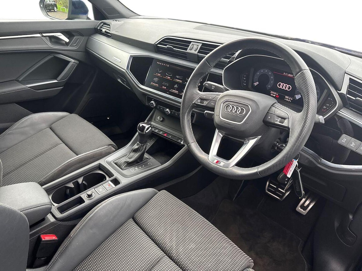 Used Audi Q3 2023 for sale - 76450524: Photo 16