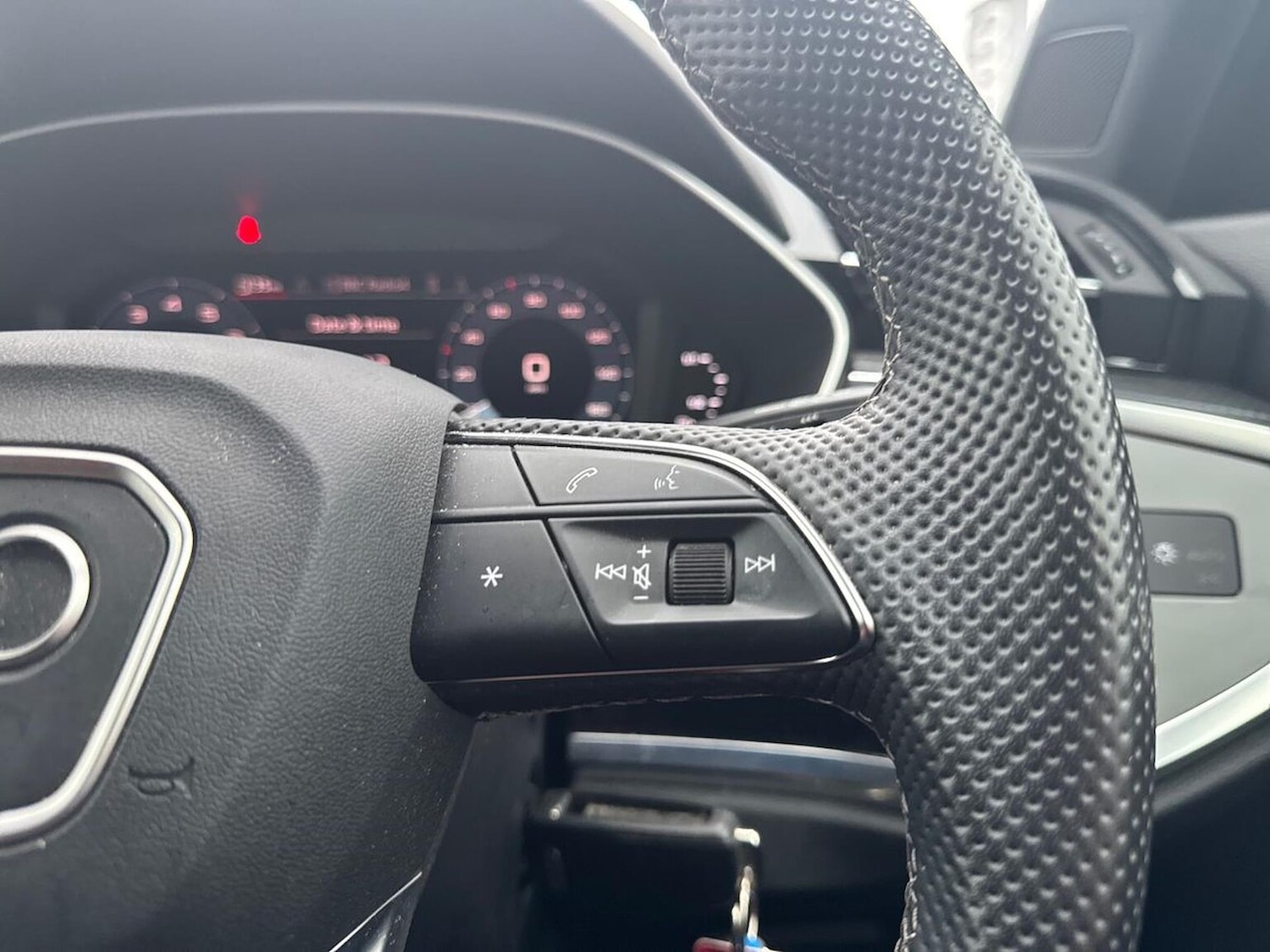 Used Audi Q3 2023 for sale - 76450524: Photo 28