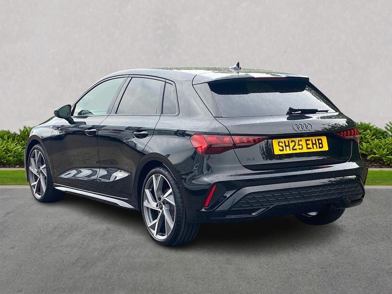 Used Audi A3 2025 for sale - 76430759: Photo 2