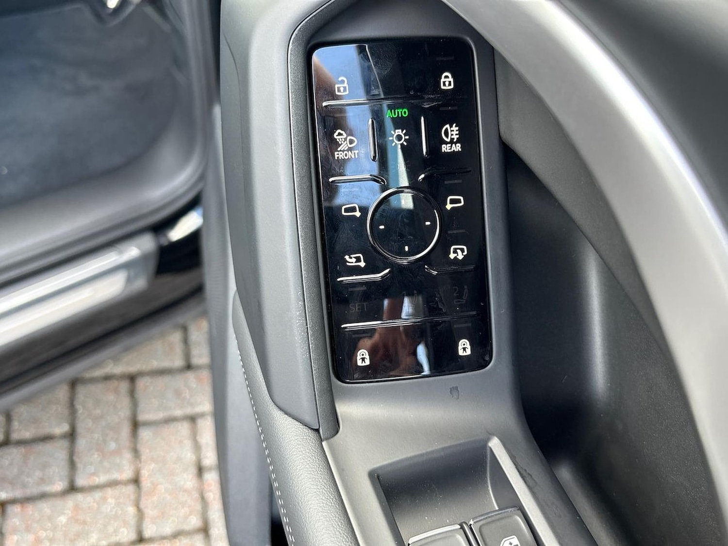 Vehicle 21