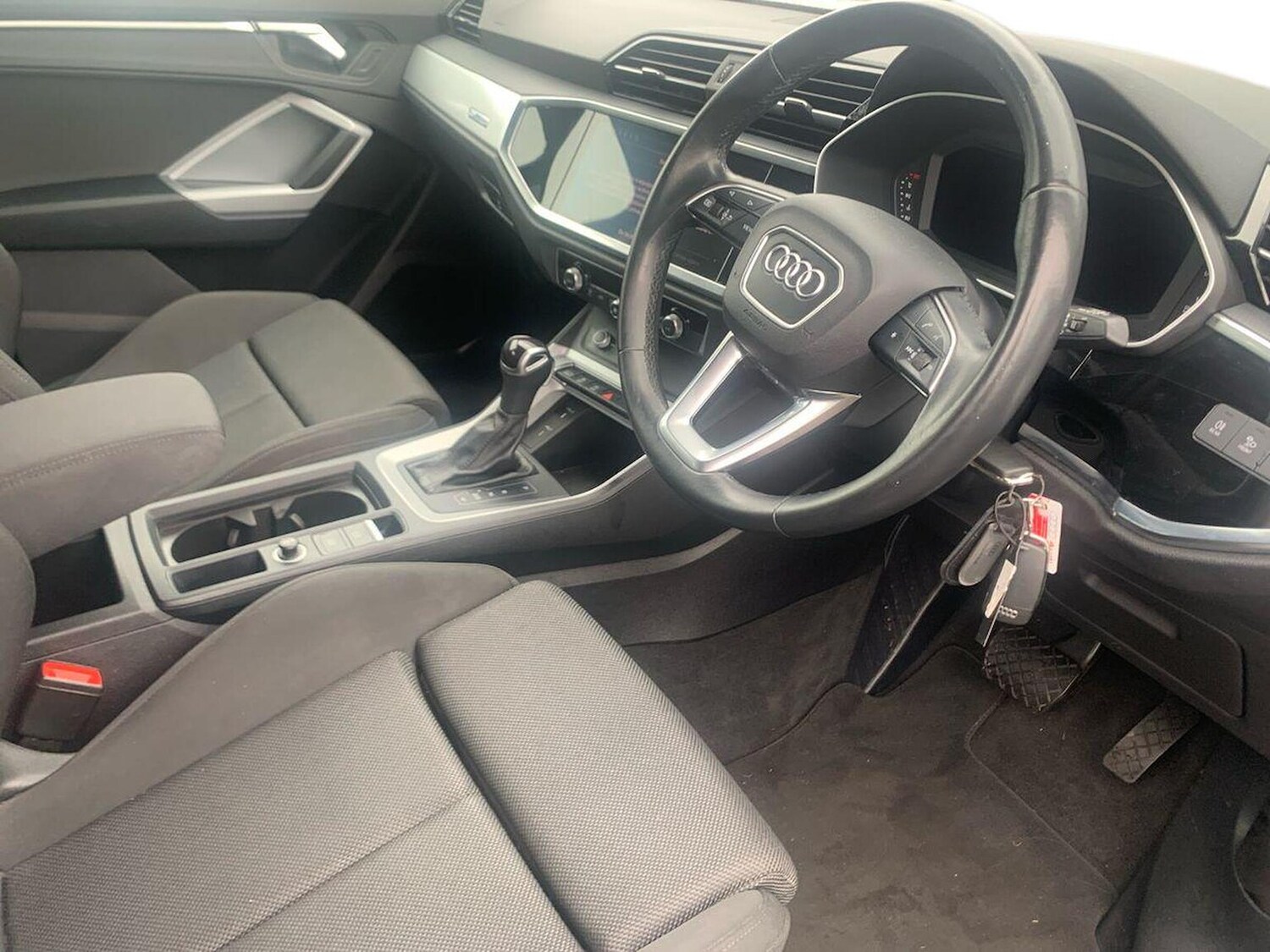 Used Audi Q3 2021 for sale - 76149619: Photo 15