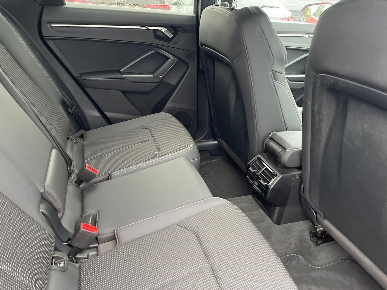 Used Audi Q3 2022 for sale - 76741137: Photo 16