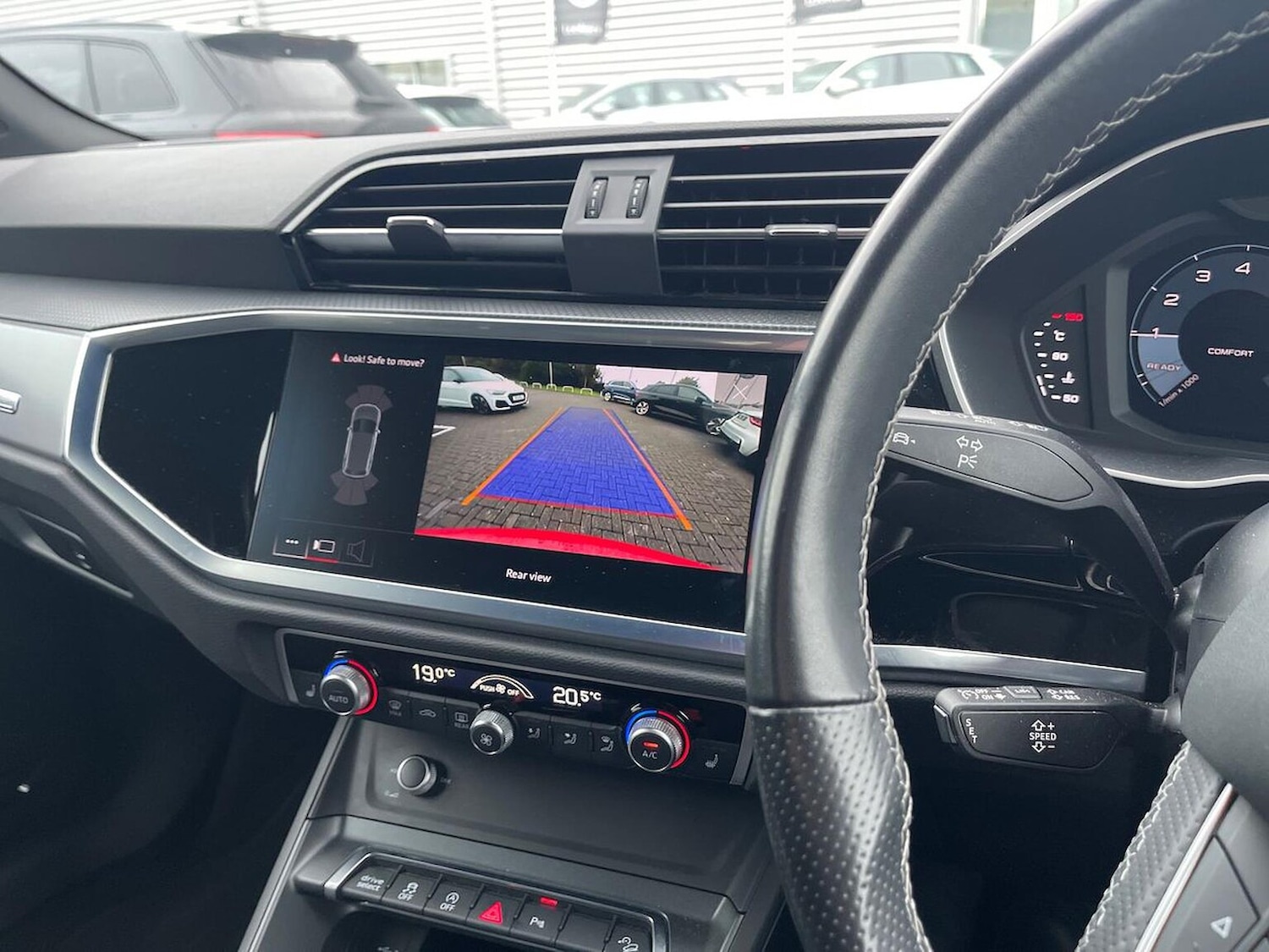 Used Audi Q3 2022 for sale - 76741137: Photo 23