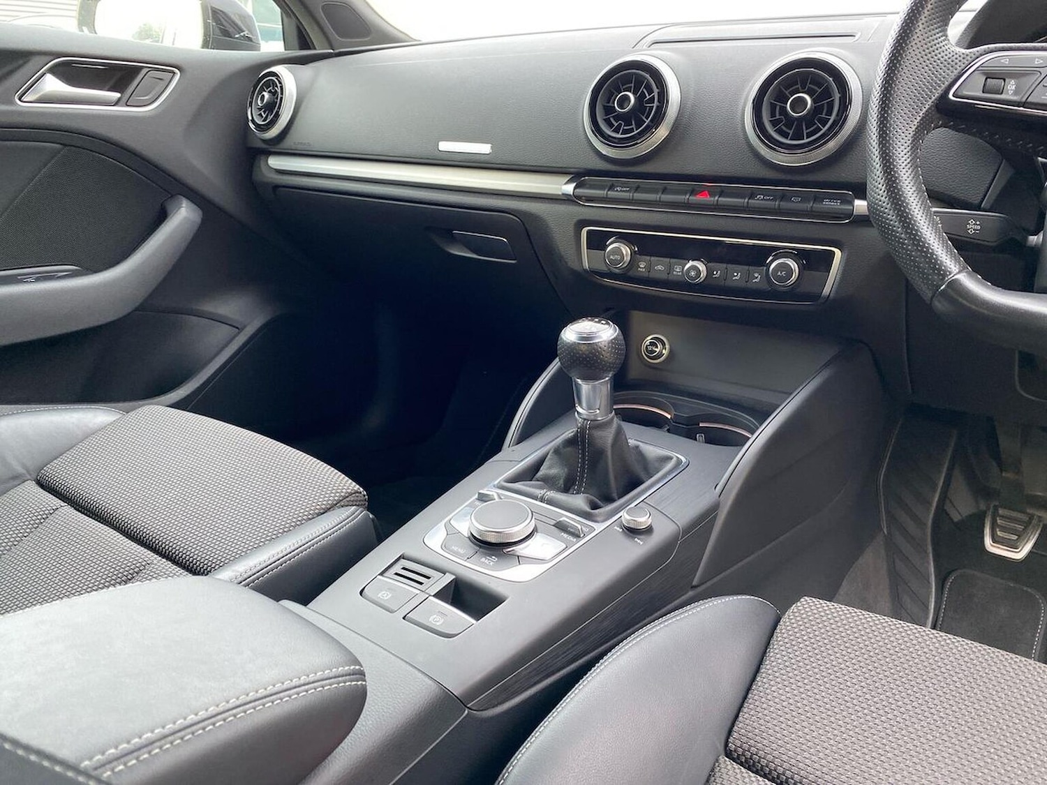 Used Audi A3 2018 for sale - 77973947: Photo 13