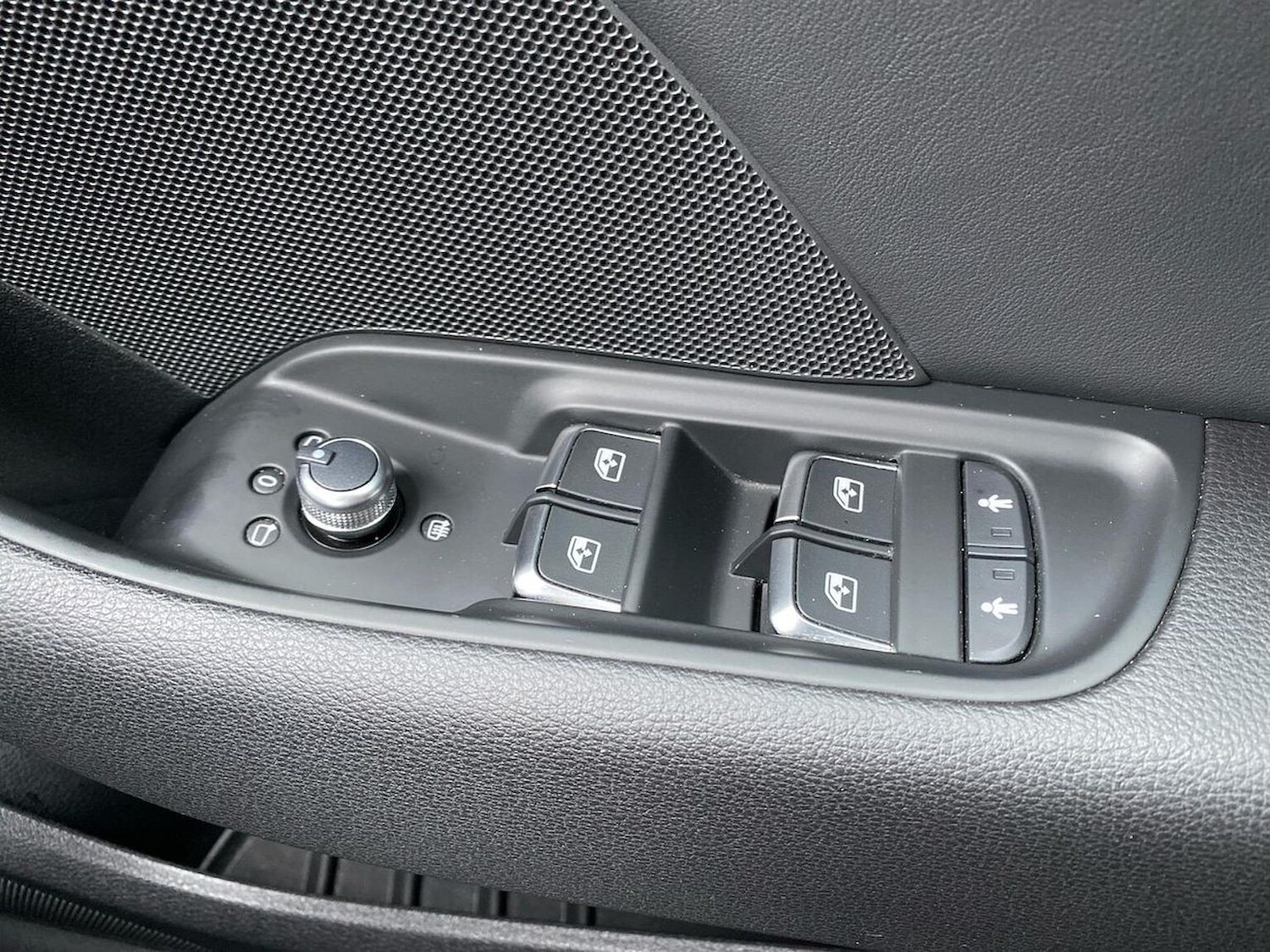 Used Audi A3 2018 for sale - 77973947: Photo 21