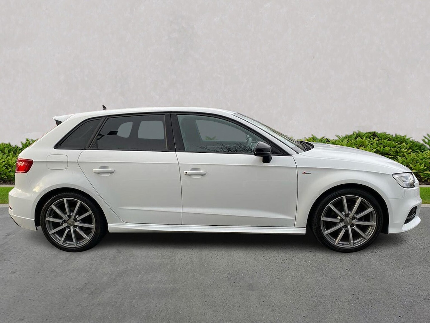 Used Audi A3 2018 for sale - 77973947: Photo 3