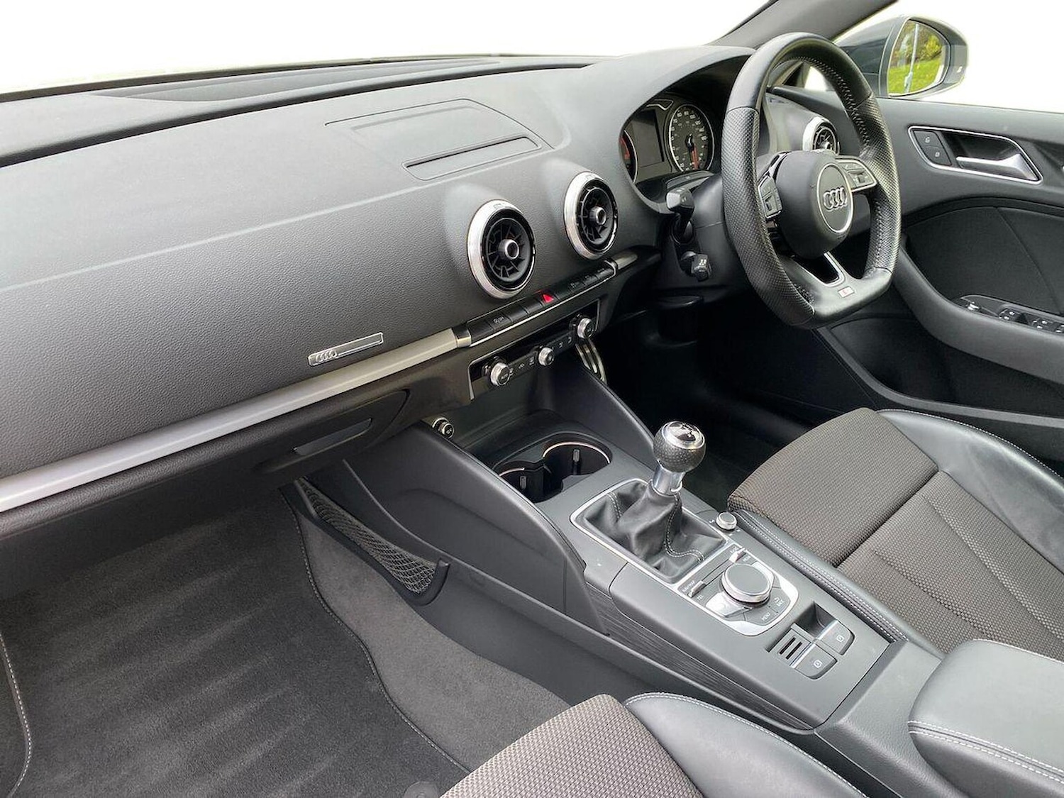 Used Audi A3 2018 for sale - 77973947: Photo 7