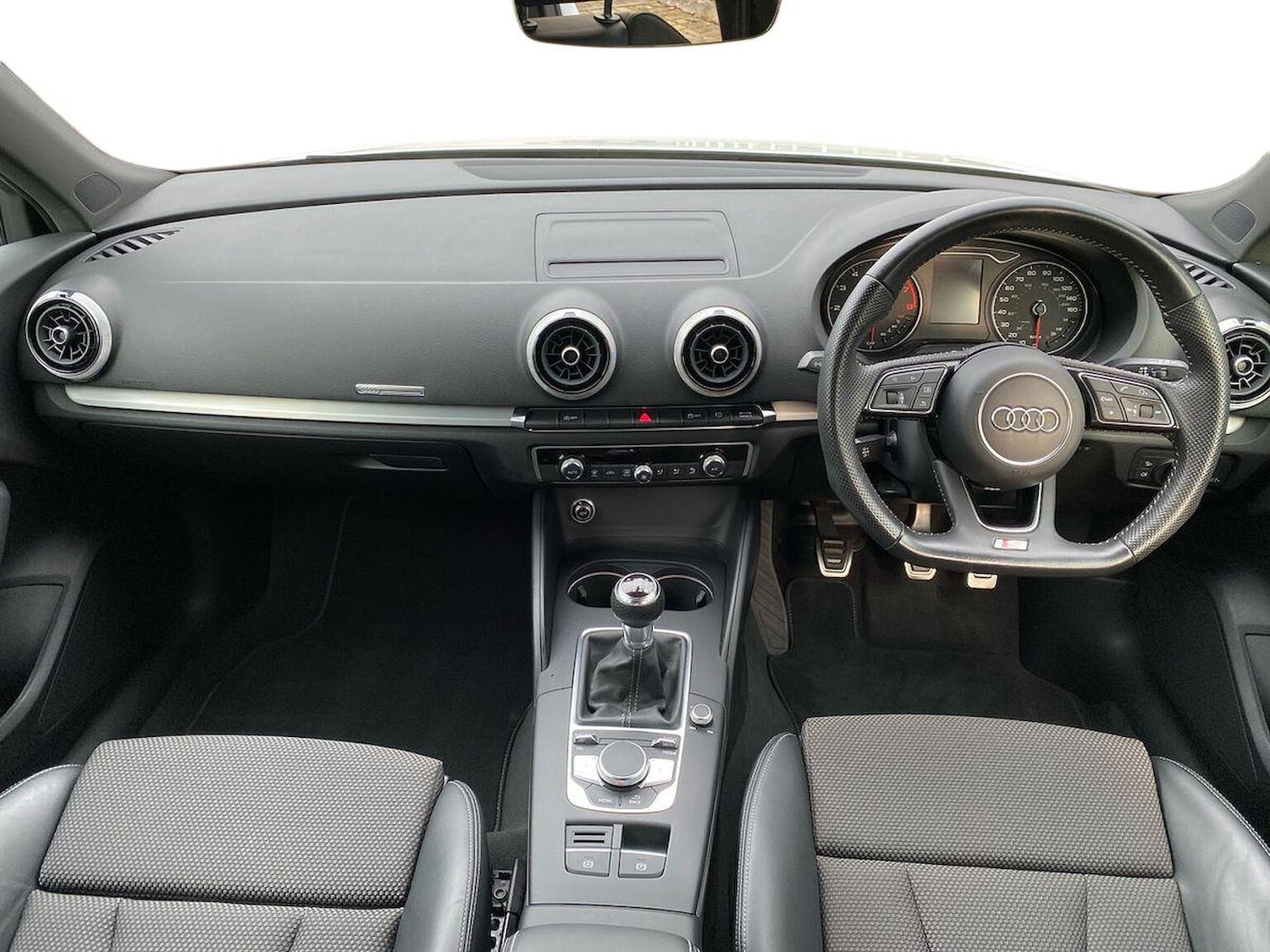 Used Audi A3 2018 for sale - 77973947: Photo 8