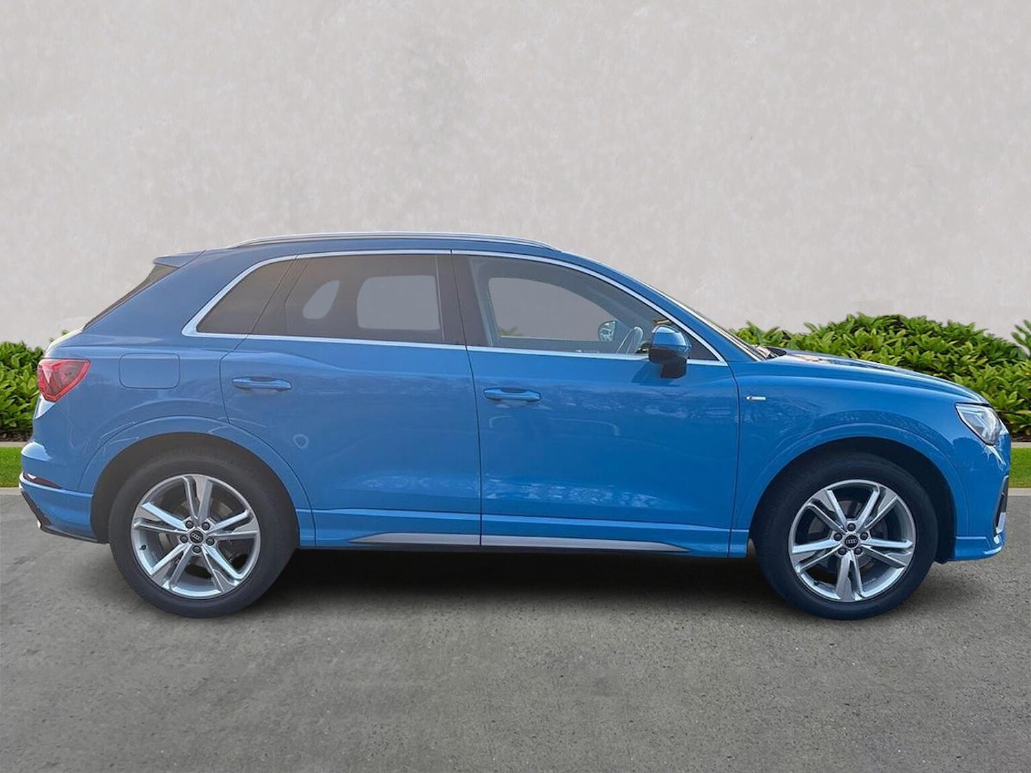 Used Audi Q3 2021 for sale - 77603684: Photo 3