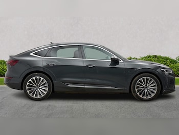 Used Audi Q8 2023 for sale - 78987266: Photo