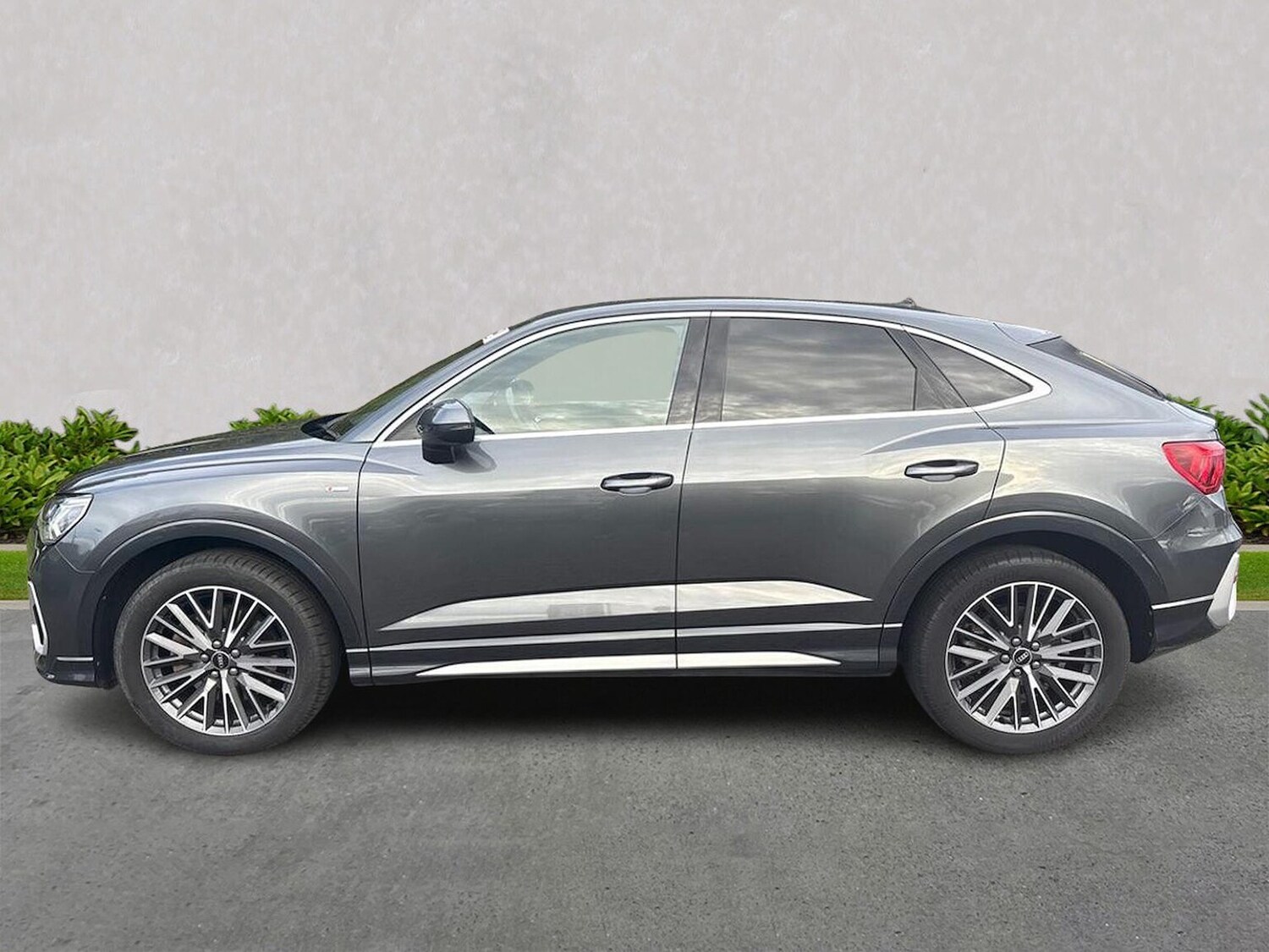 Used Audi Q3 2020 for sale - 76477288: Photo 19