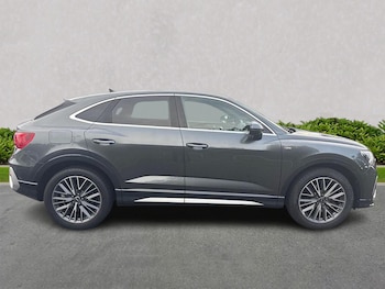 Used Audi Q3 2020 for sale - 76477288: Photo