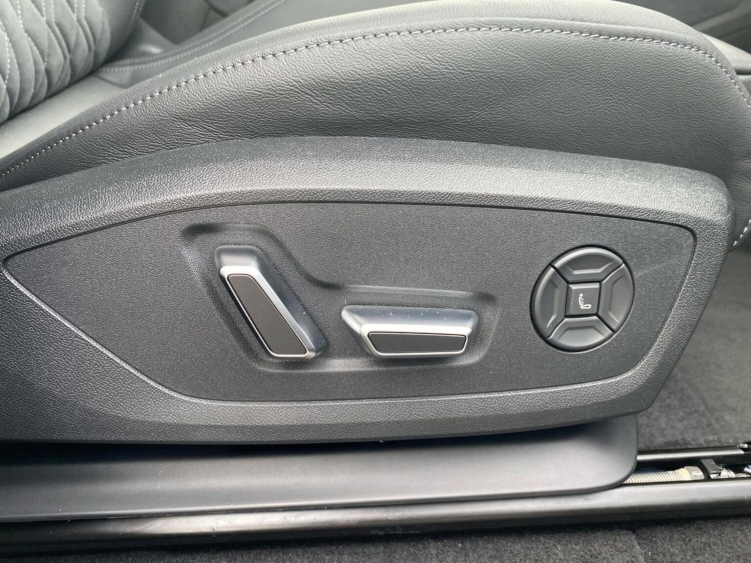 Used Audi Q6 e-tron 2025 for sale - 77488982: Photo 30