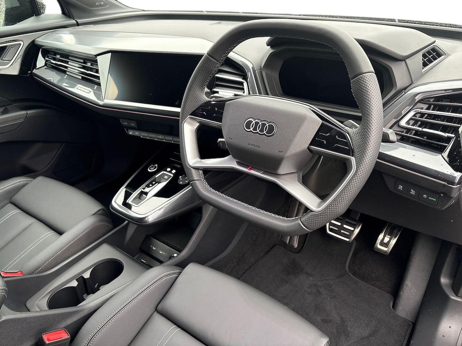 Used Audi Q4 e-tron 2025 for sale - 78192861: Photo 17