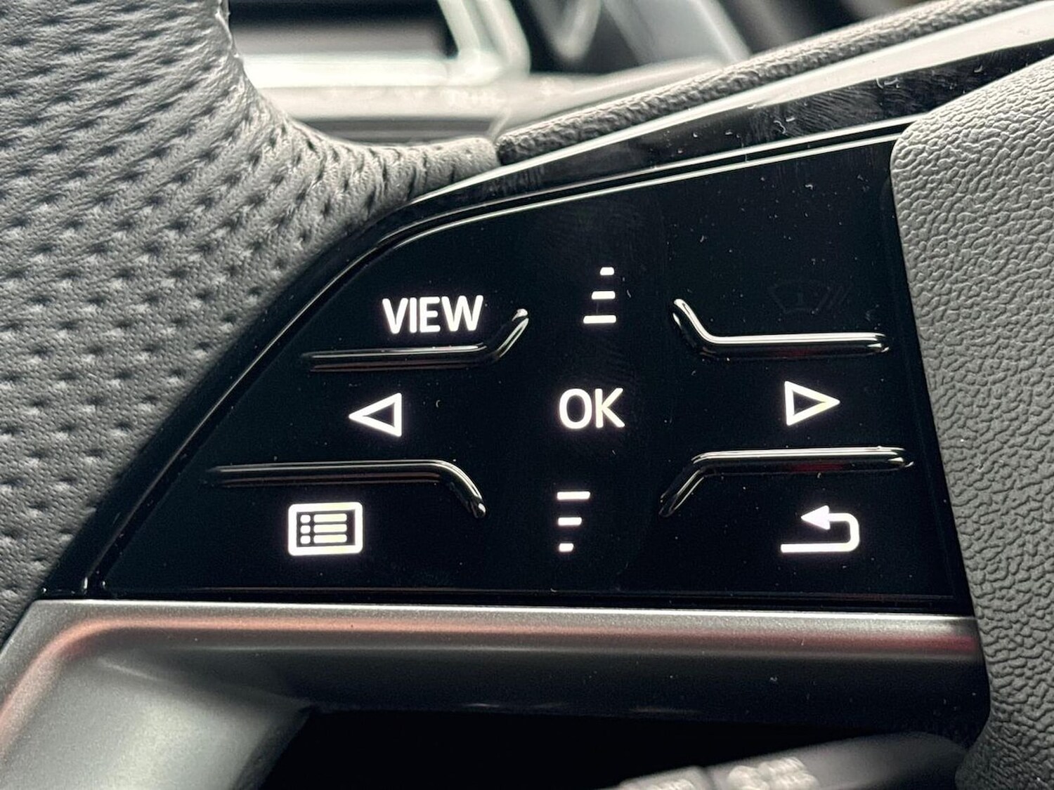 Used Audi Q4 e-tron 2025 for sale - 78192861: Photo 29