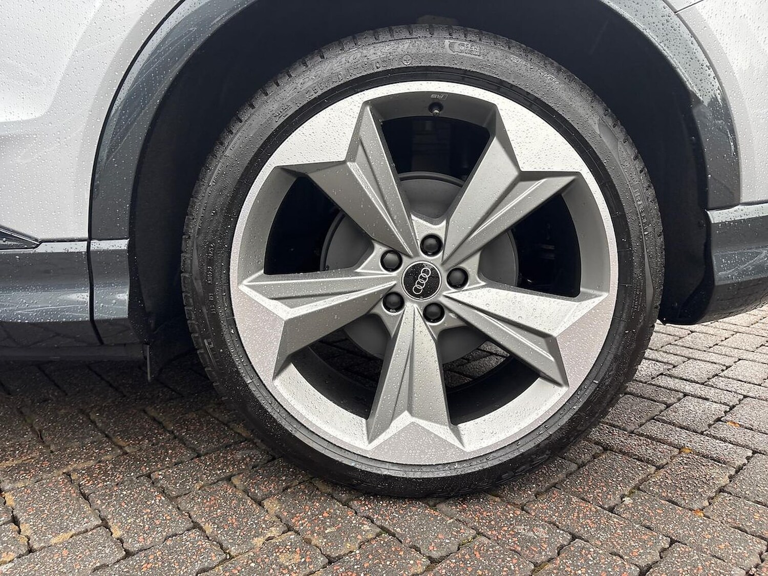 Used Audi Q4 e-tron 2025 for sale - 78192861: Photo 8