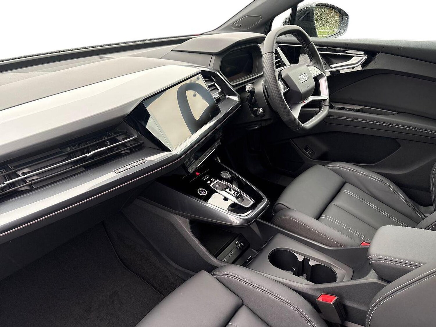 Used Audi Q4 e-tron 2025 for sale - 78192861: Photo 9