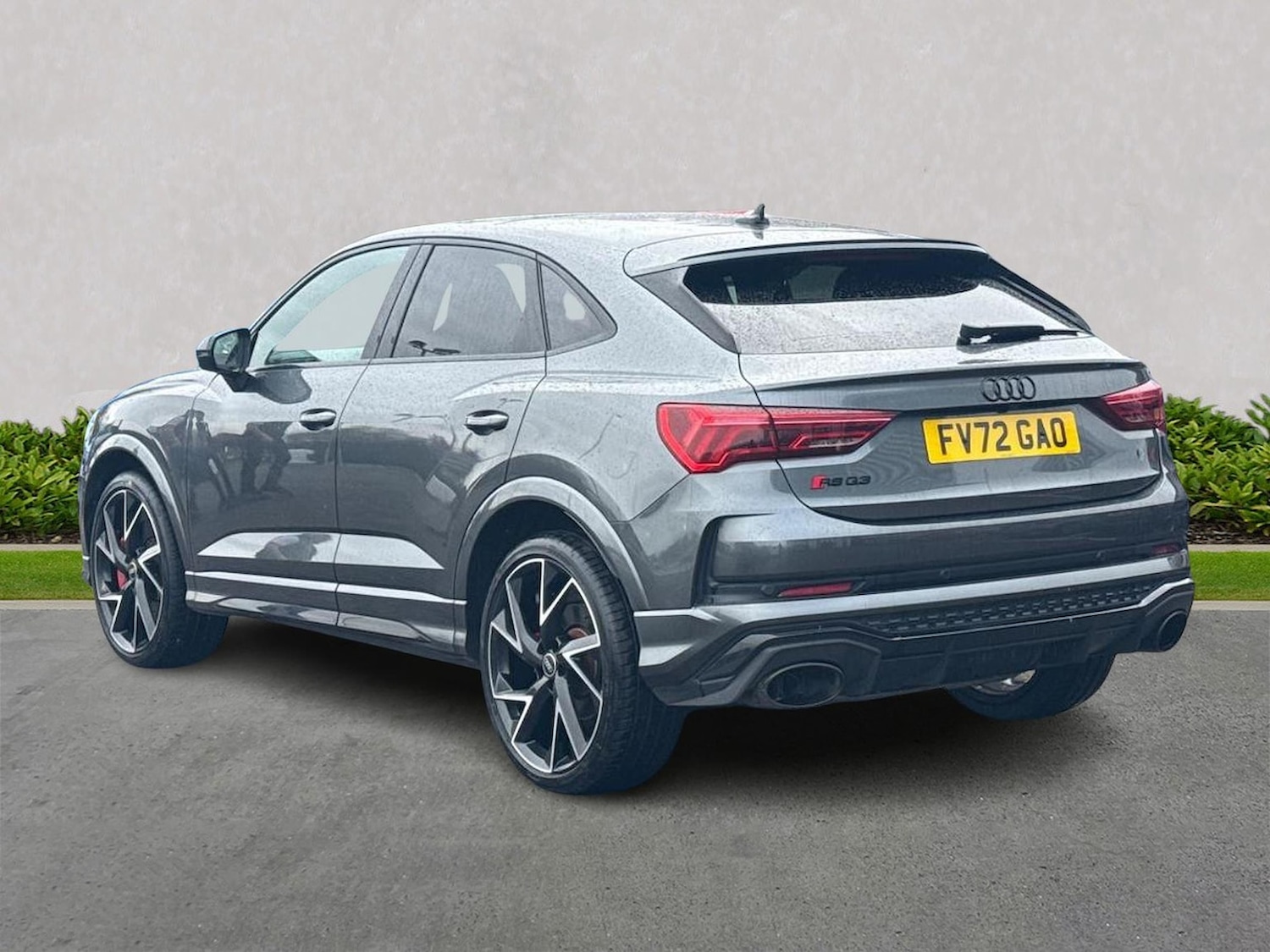 Used Audi RS Q3 2022 for sale - 78192810: Photo 2