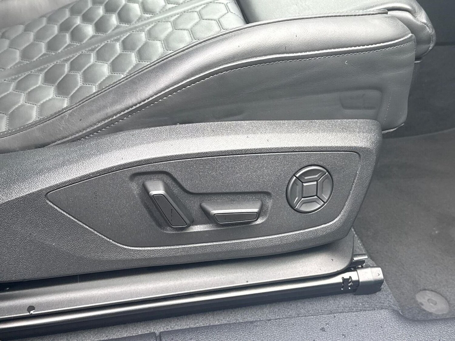 Used Audi RS Q3 2022 for sale - 78192810: Photo 32