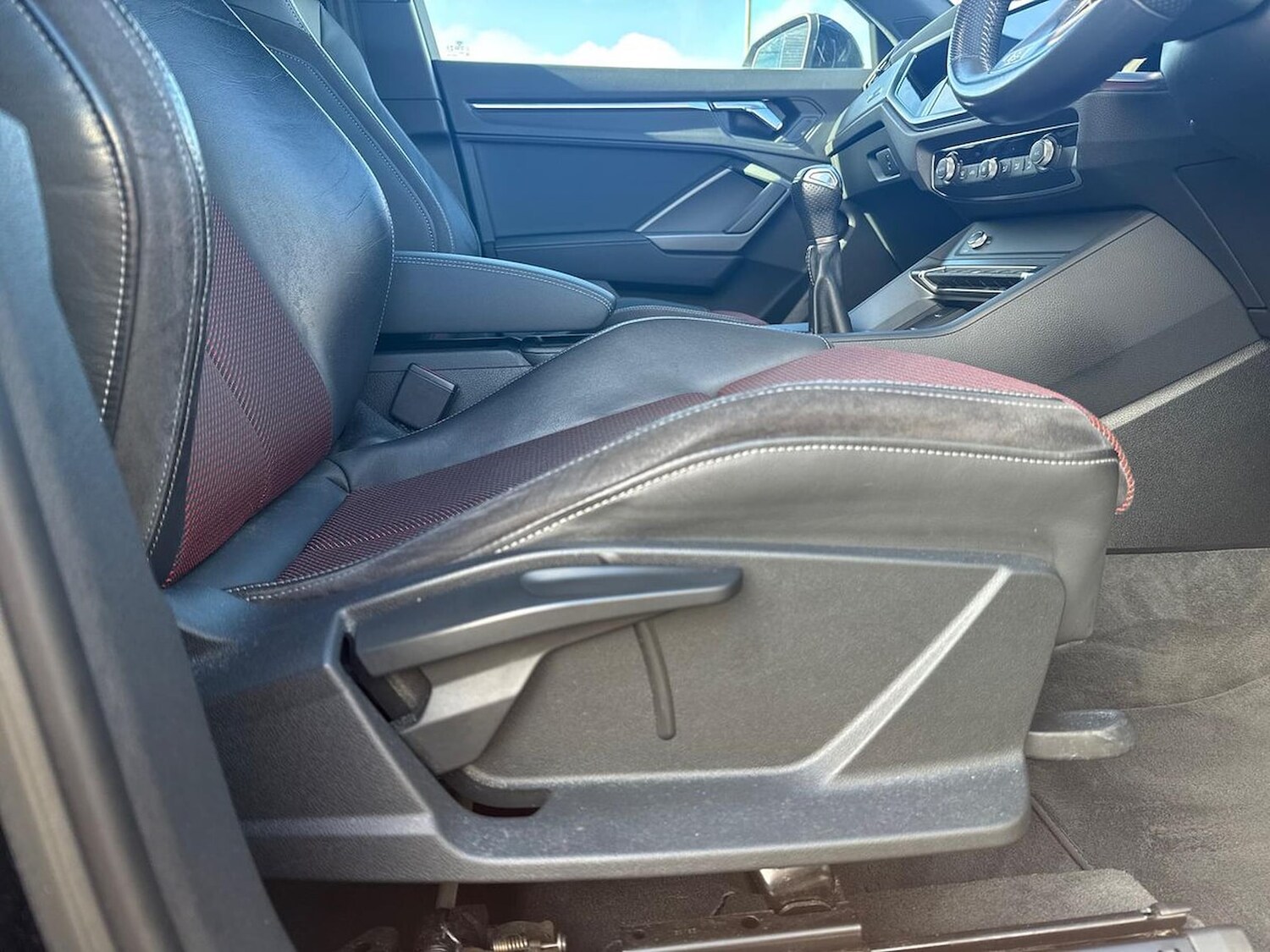 Used Audi Q3 2019 for sale - 78192843: Photo 32