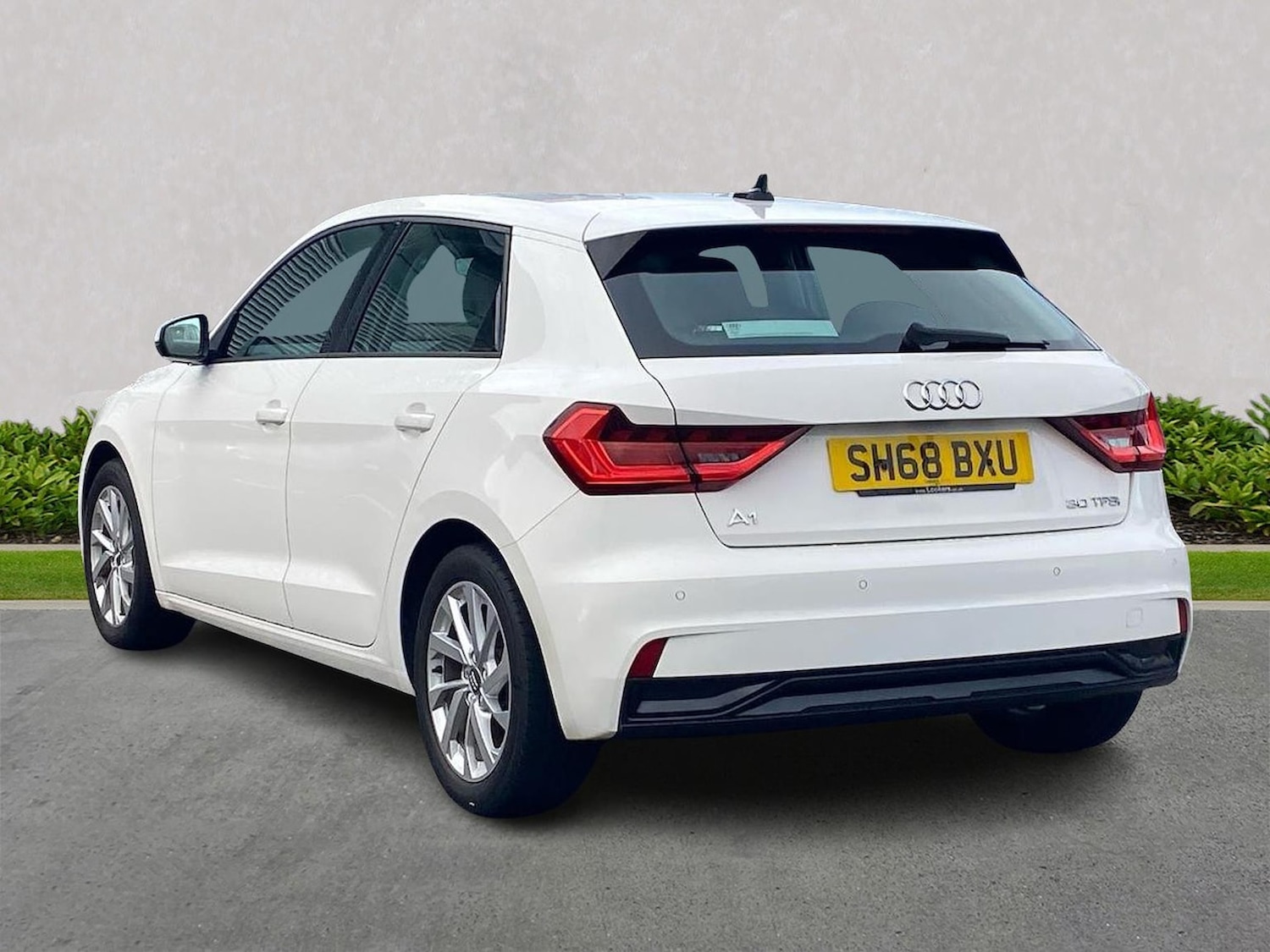 Used Audi A1 2018 for sale - 76596291: Photo 2