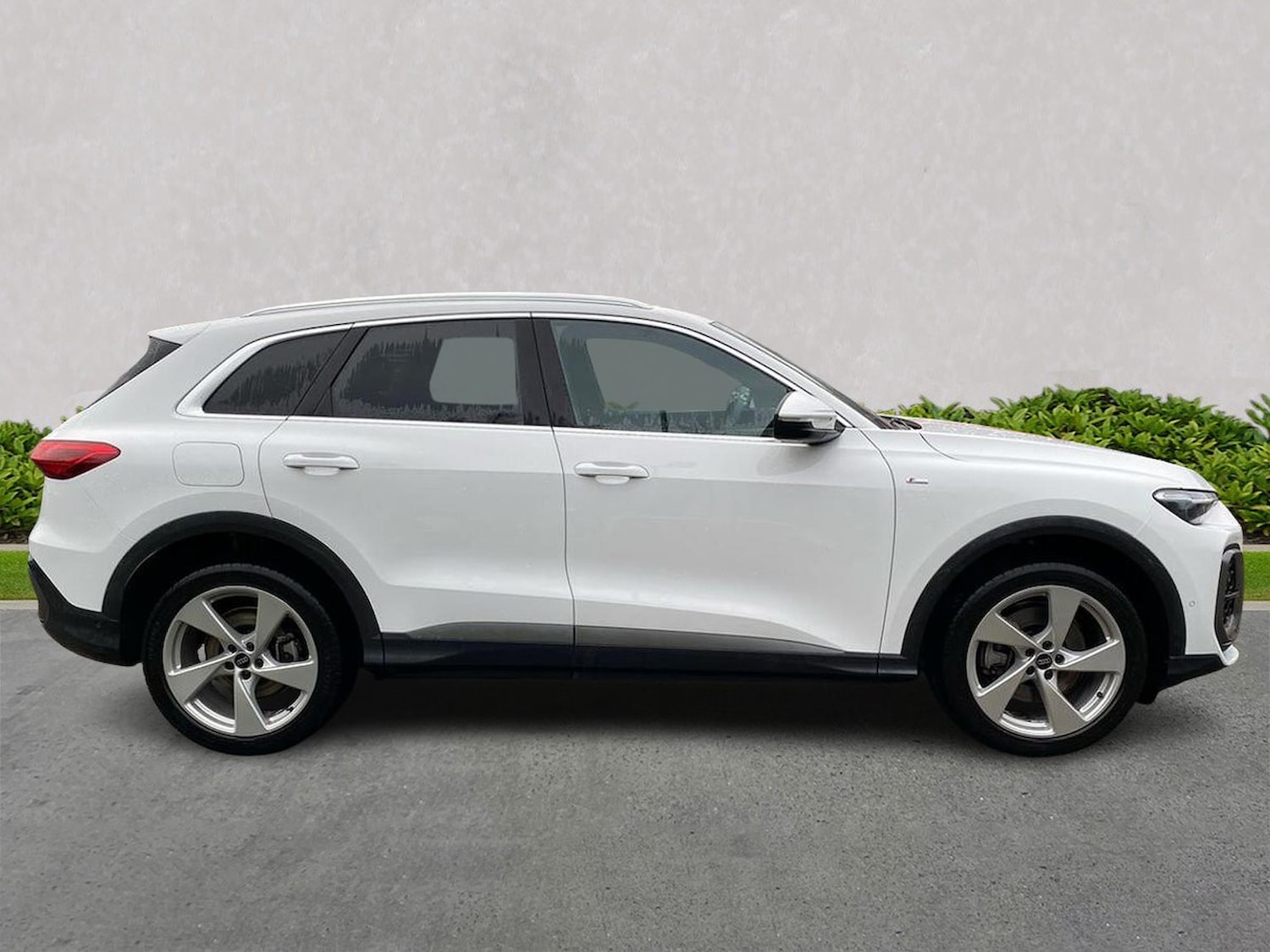 Used Audi Q5 2025 for sale - 77488963: Photo 3