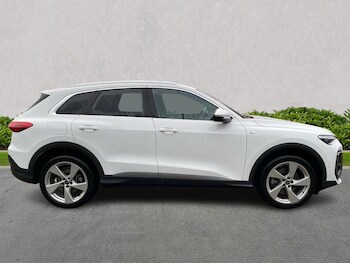 Used Audi Q5 2025 for sale - 77488963: Photo